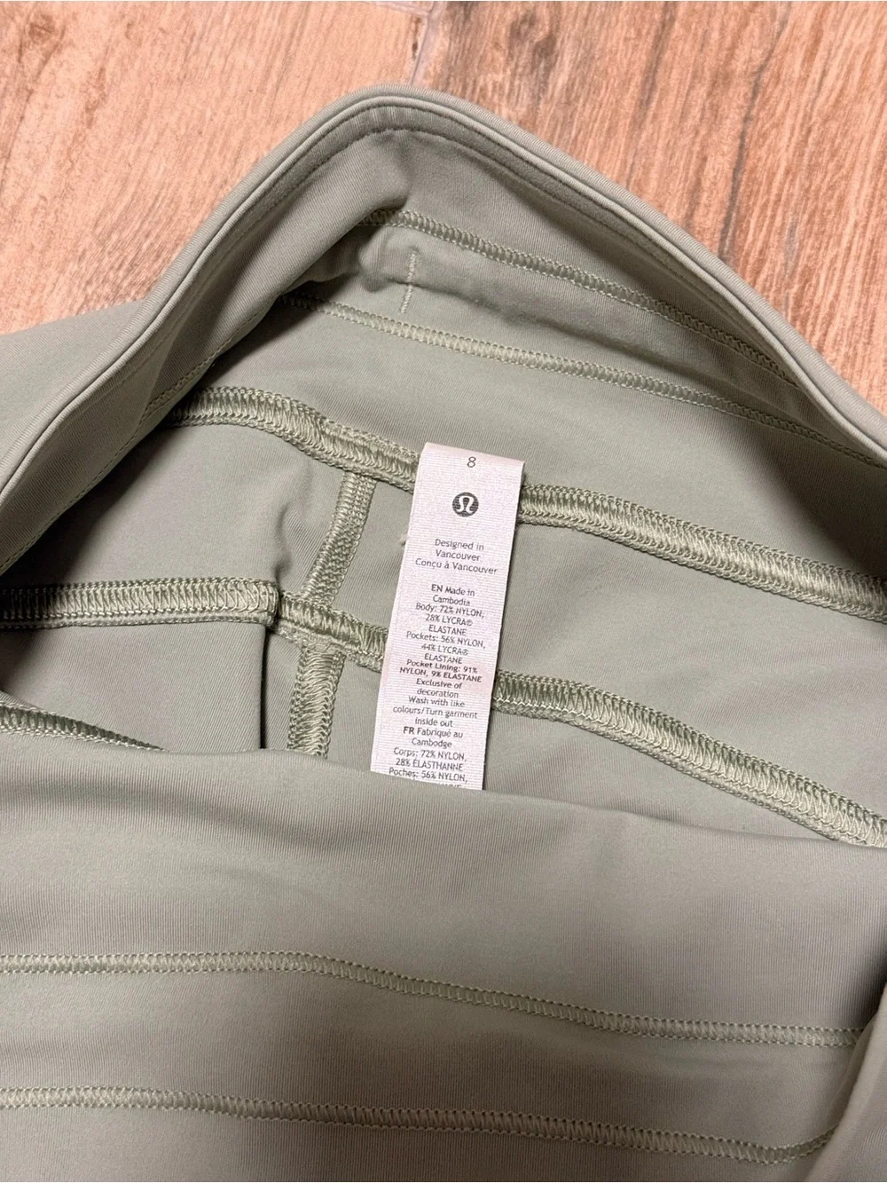 Lululemon Cargo Hiking Shorts Size 8 Laurel Sage Green